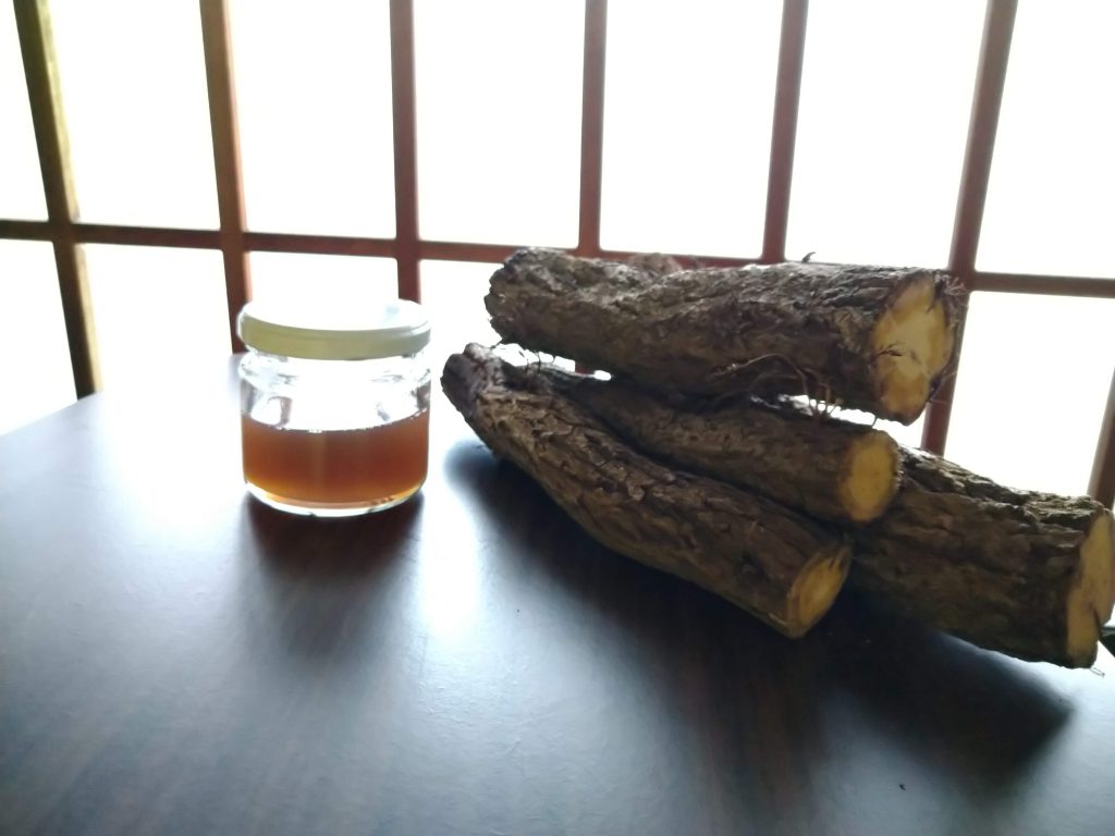 甘葛煎とナツヅタ